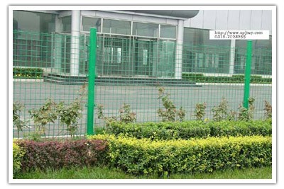 供应 隔离栅、小区护栏网、小区围栏